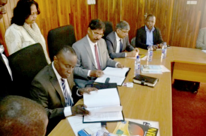 Officials signing the MoU for the establishment of incubation centres at CSIR Officials signing the MoU for the establishment of incubation centres at CSIR
